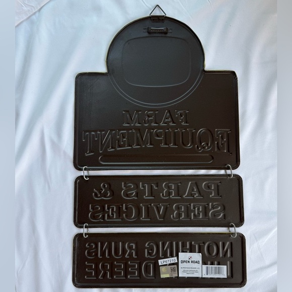 John Deere Farm Equipment Metal Sign –Parts & Services –Vintage Style Wall Decor - Picture 3 of 5